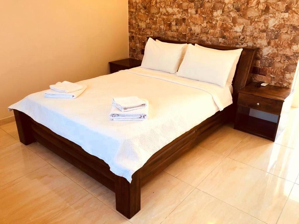 Paradise Karpaz Hotel & Restaurant Rizokarpaso Екстер'єр фото